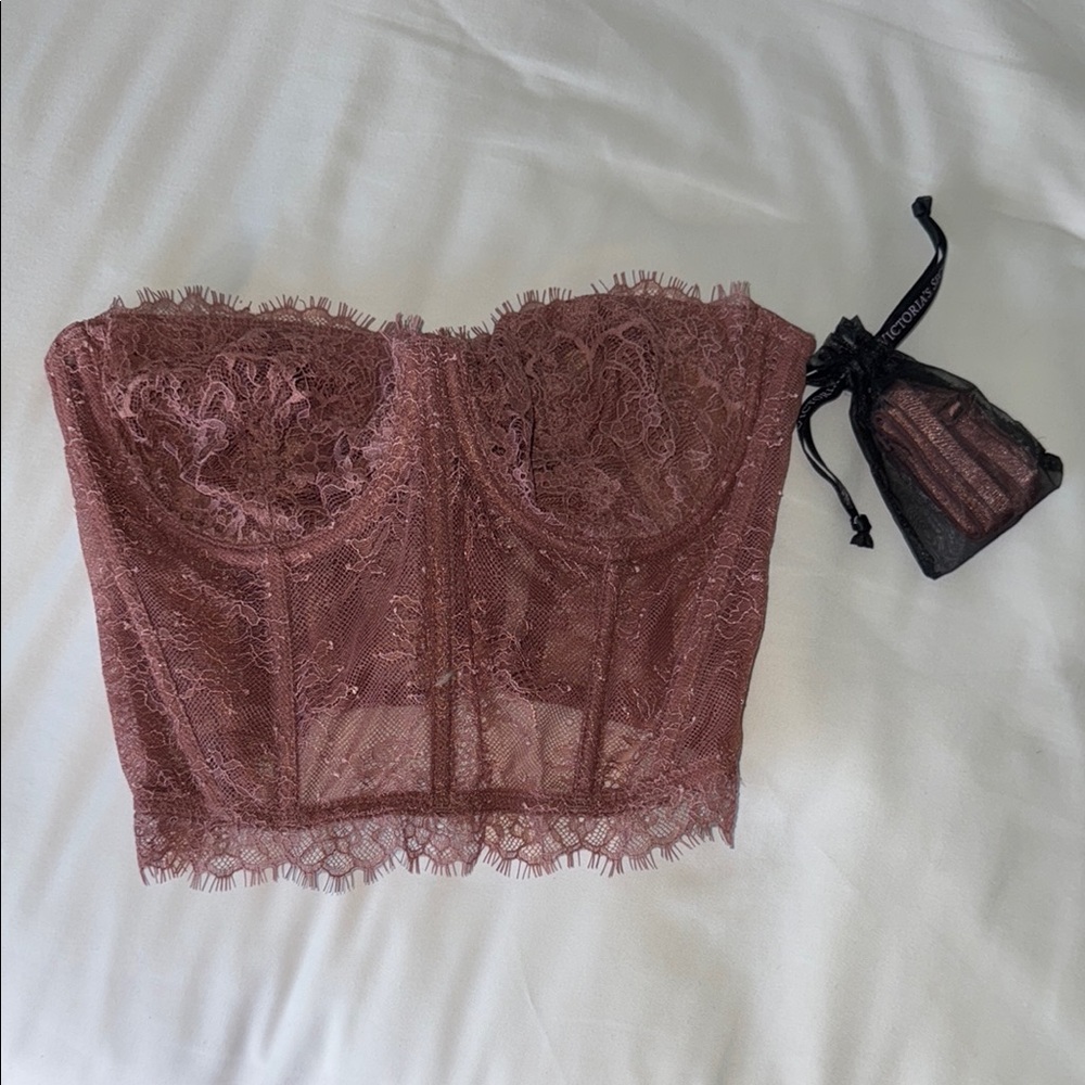 Victoria's Secret Pink Lace Bra/Corset 32D